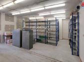 Pronájem obchodní prostor, 450 m²
