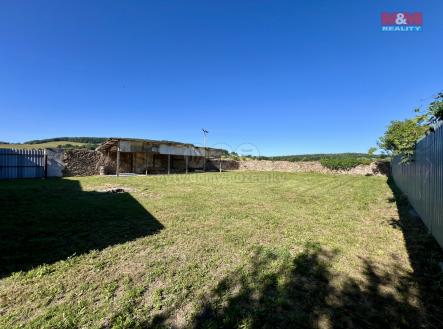 Pronájem obchodní prostor, 300 m²