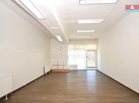Pronájem - obchodní prostor, 88 m²