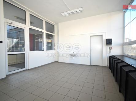 Pronájem - obchodní prostor, 32 m²