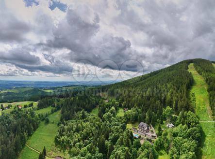 Prodej hotel, 1 000 m²