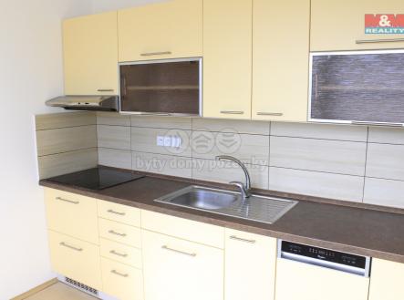 Pronájem bytu, 3+1, 77 m²
