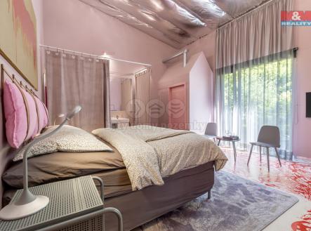 Prodej - hotel, 435 m²