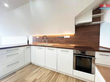 Pronájem bytu, 3+kk, 97 m²