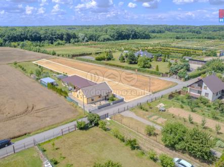 Prodej - pozemek pro bydlení, 1 642 m²