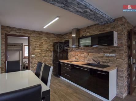 Prodej - hotel, 325 m²