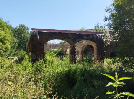 Prodej pozemku pro komerční výstavbu, 6 807 m²