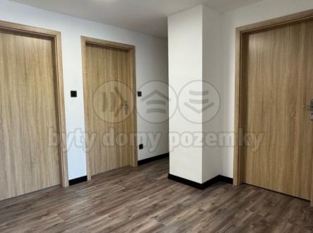 Pronájem bytu, 4+kk, 86 m²