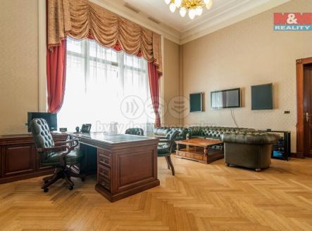 Prodej kanceláře, 664 m²