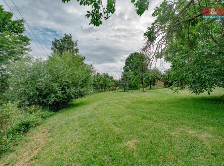 Prodej - pozemek pro bydlení, 1 800 m²