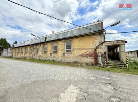 Pronájem skladovací prostor, 611 m²