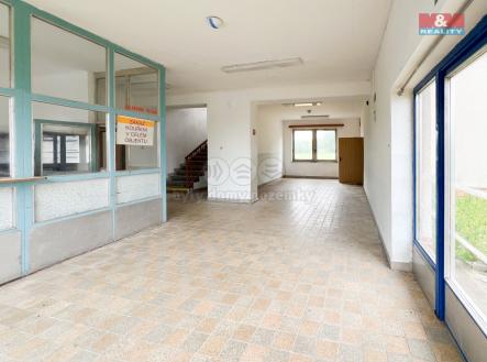 Prodej výrobní prostor, 1 100 m²