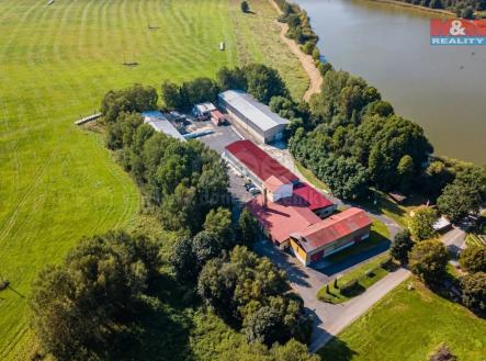 Pronájem - skladovací prostor, 1 000 m²