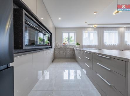 Prodej domu/vily, 166 m²