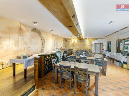 Prodej hotel, 1 100 m²