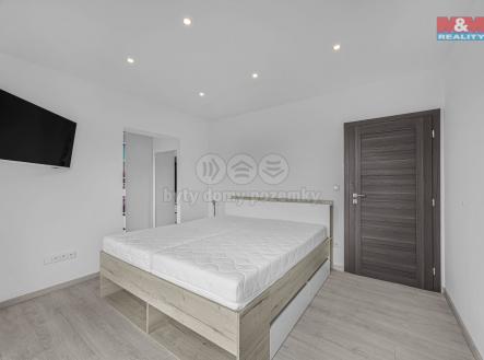 Prodej bytu, 4+1, 97 m²