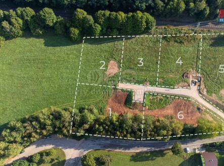 Prodej pozemku pro bydlení, 2 394 m²