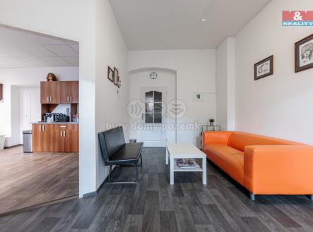 Prodej - obchodní prostor, 119 m²
