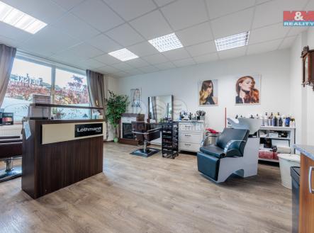 Prodej - obchodní prostor, 119 m²