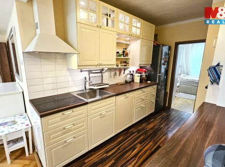 Prodej bytu, 3+1, 90 m²