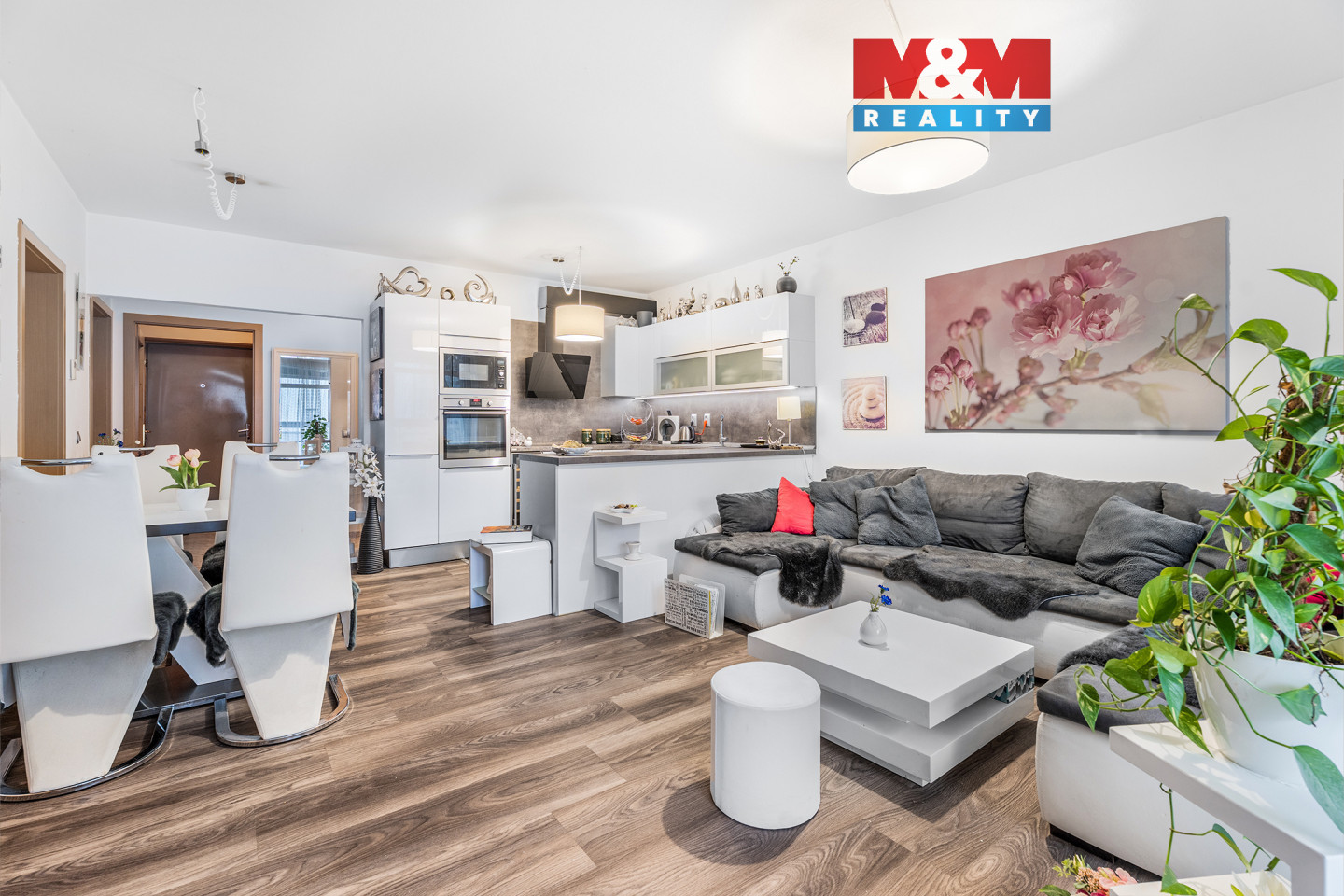 Obývací pokoj s jídelnou