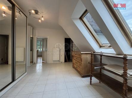 Pronájem bytu, 2+1, 123 m²