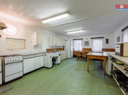 Prodej - obchodní prostor, 174 m²
