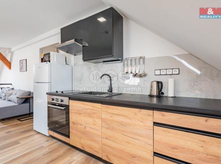 Pronájem bytu, jiný, 60 m²