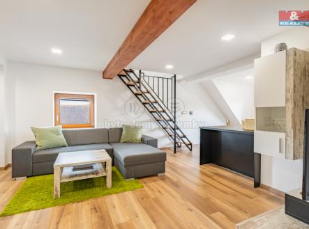 Pronájem bytu, jiný, 80 m²