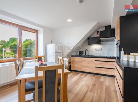 Pronájem bytu, jiný, 80 m²