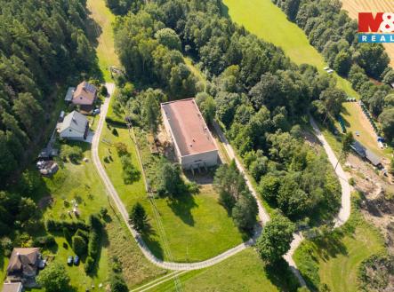 Prodej pozemku pro komerční výstavbu, 8 238 m²