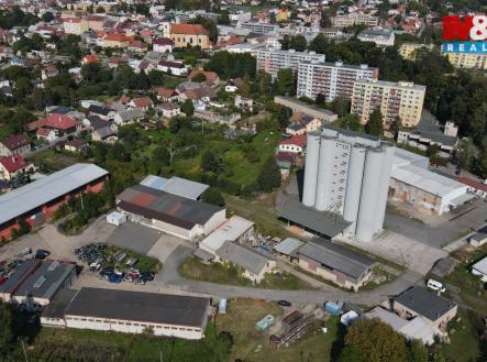 Prodej skladovací prostor, 1 100 m²