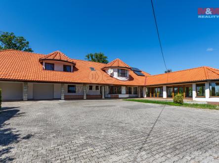 Prodej domu/vily, 319 m²