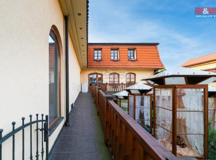 Pronájem - obchodní prostor, 600 m²