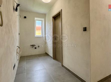 Prodej bytu, 3+kk, 56 m²