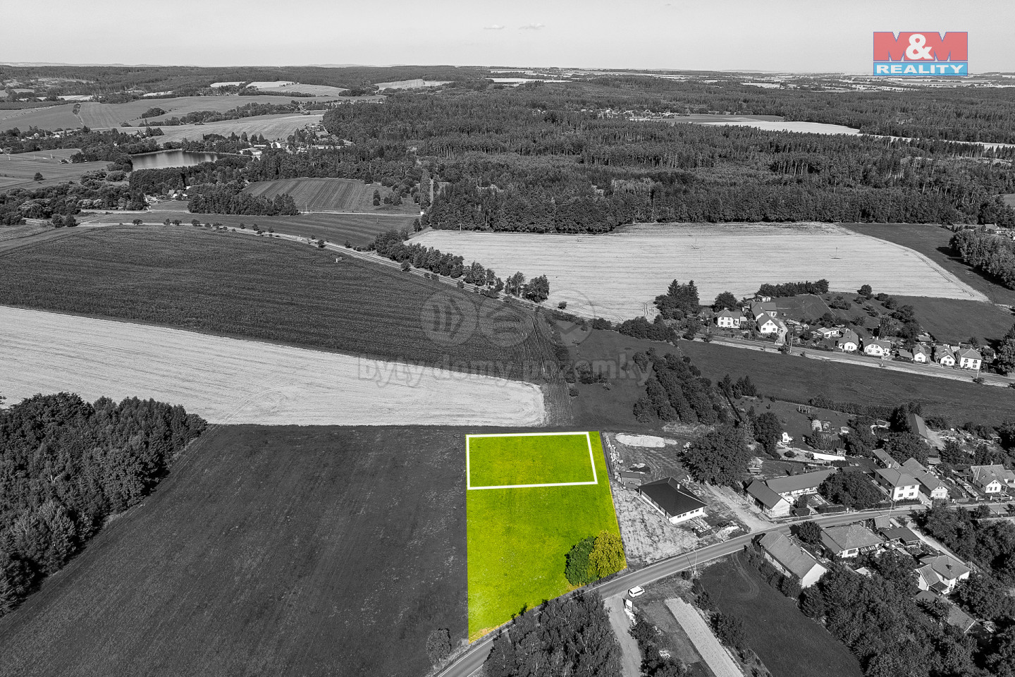 Pozemek 1 vyznač oprava.jpg