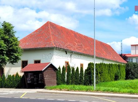 Pronájem kanceláře, 253 m²