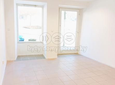 Pronájem obchodní prostor, 21 m²