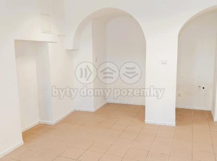 Pronájem obchodní prostor, 21 m²