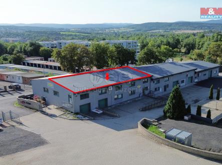 Pronájem kanceláře, 374 m²