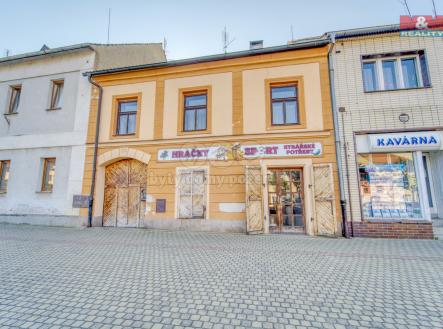 Pronájem - obchodní prostor, 80 m²