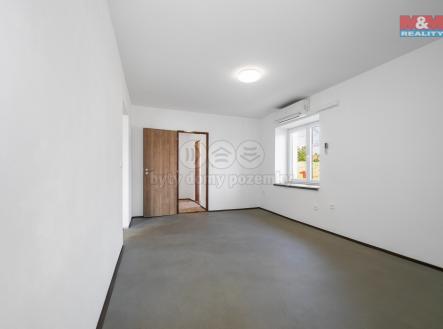 Pronájem bytu, 2+1, 61 m²