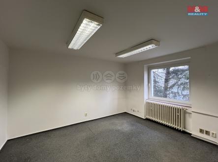 Pronájem kanceláře, 117 m²