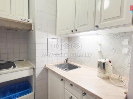 Pronájem bytu, 1+kk, 29 m²