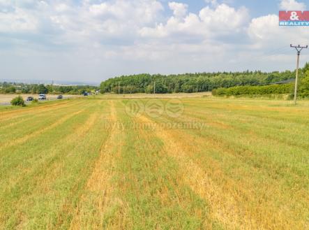 Prodej pozemku, zemědělská půda, 8 729 m²