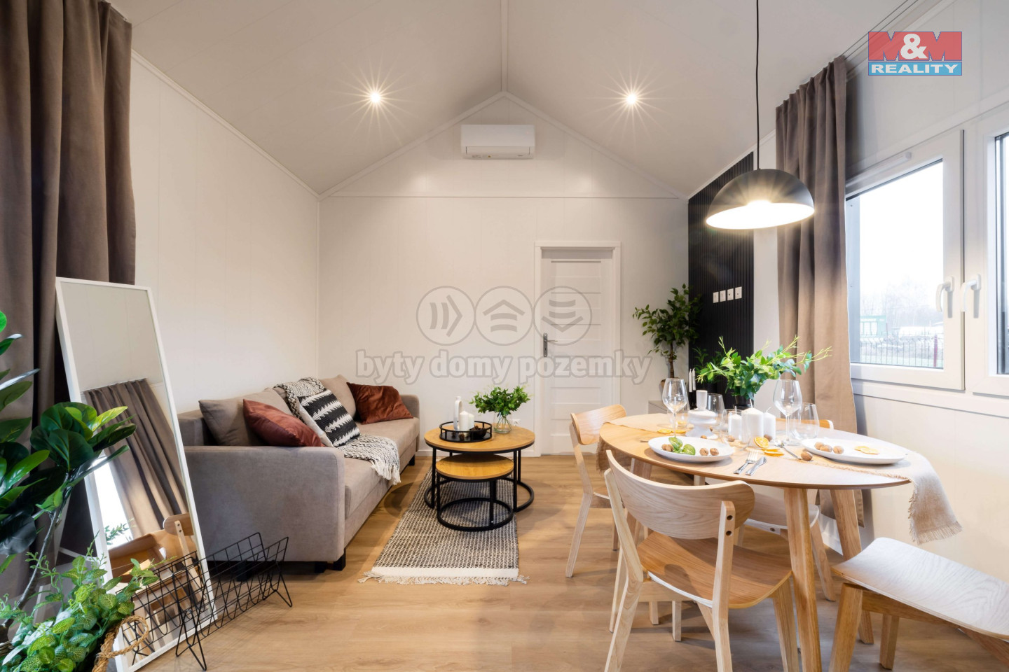 obyvak z kuchyne.jpg