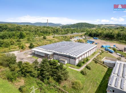 Pronájem skladovací prostor, 890 m²