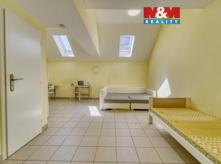 Pronájem bytu, 1+kk, 31 m²