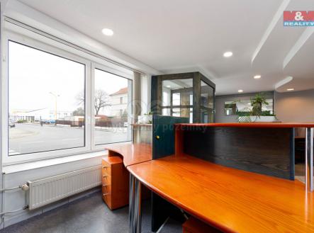 Pronájem kanceláře, 54 m²