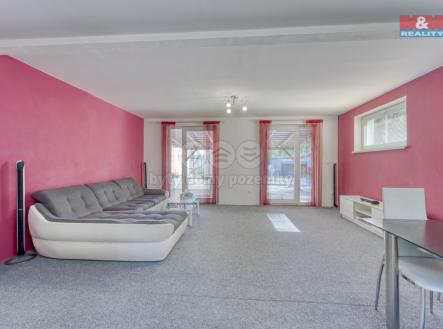 Prodej výrobní prostor, 1 220 m²